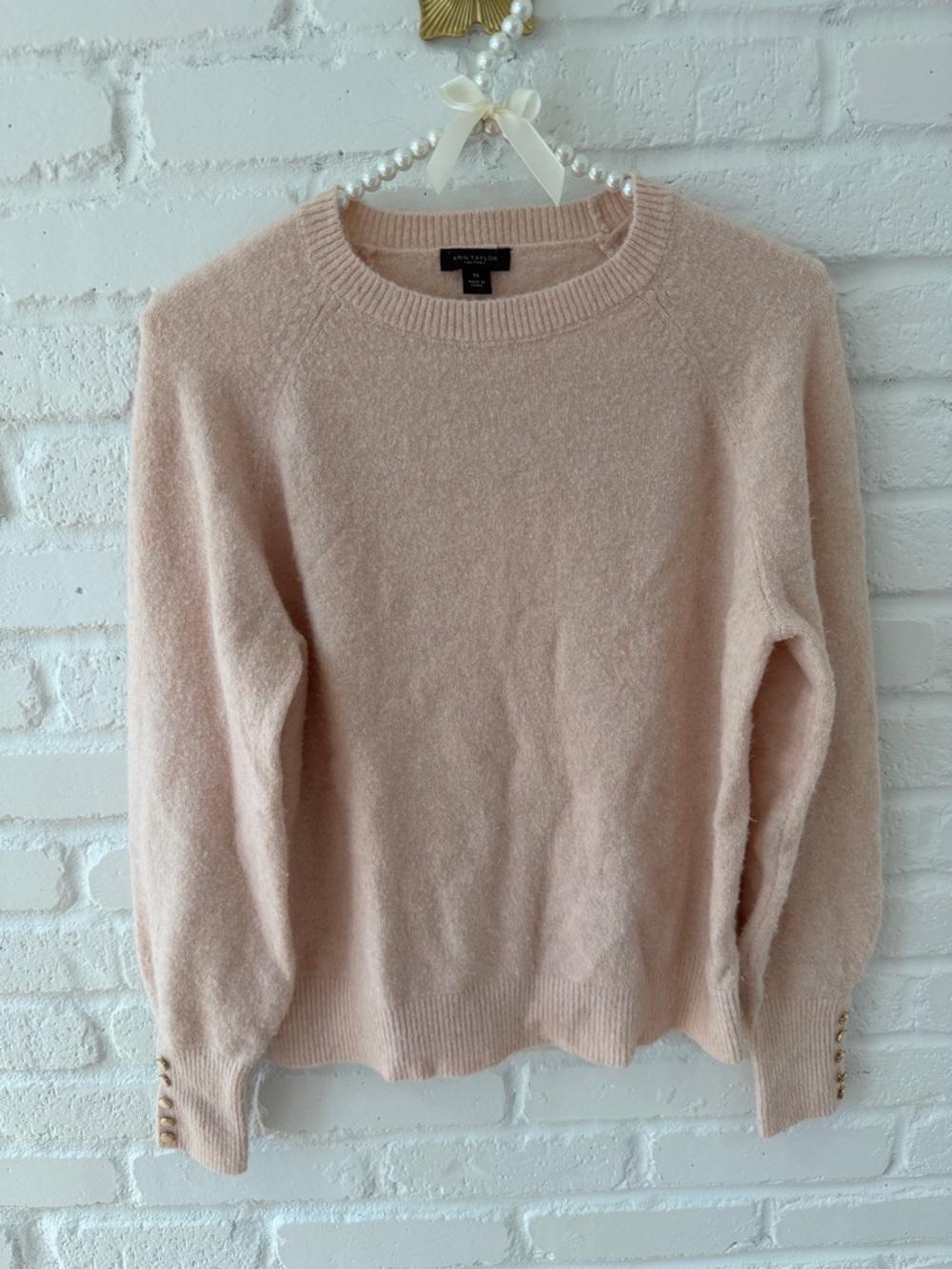 Ann Taylor Blush Pink Crewneck Sweater